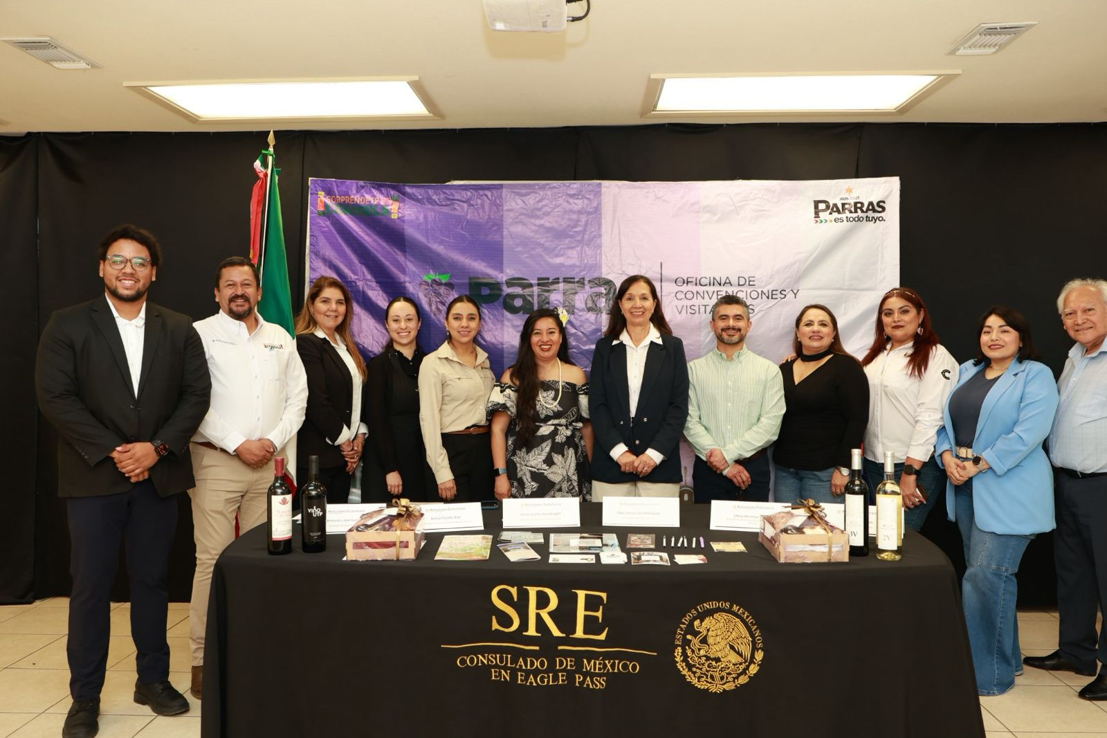 Presentan en Eagle Pass la riqueza turística y vinícola de Parras