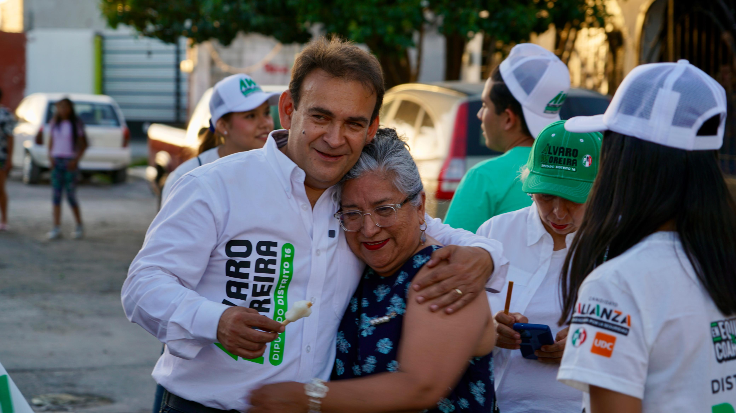 Mantiene Álvaro Moreira cercanía y trabajo en territorio en el distrito 16