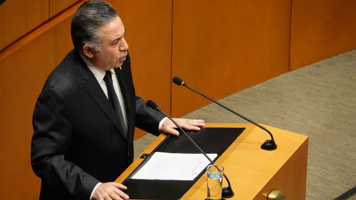 Enrique Inzunza se queda como senador ante acusaciones de EU: ‘Refutaré las falsedades desde mi cargo’