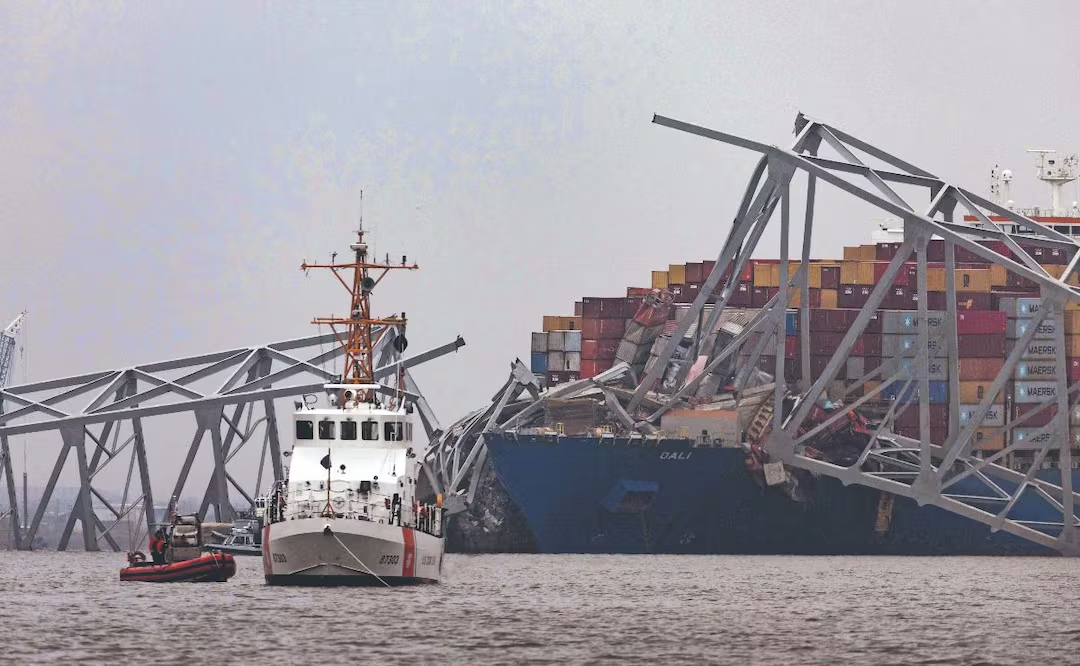 EU demanda a empresas de Singapur e India por choque de buque en puente de Baltimore; accidente dejó 6 muert*s, incluidos 2 mexicanos