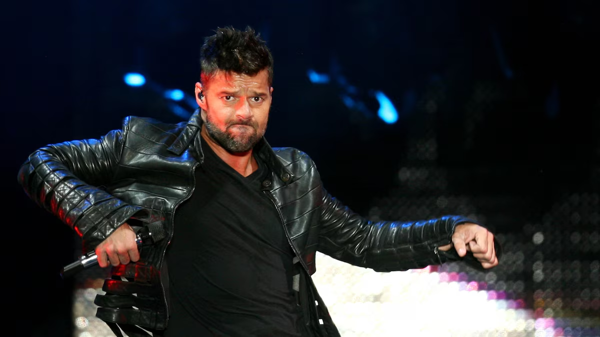 Ricky Martin sufre ataque con gas lacrimógeno durante concierto: ¿Cómo está el cantante tras el incidente?