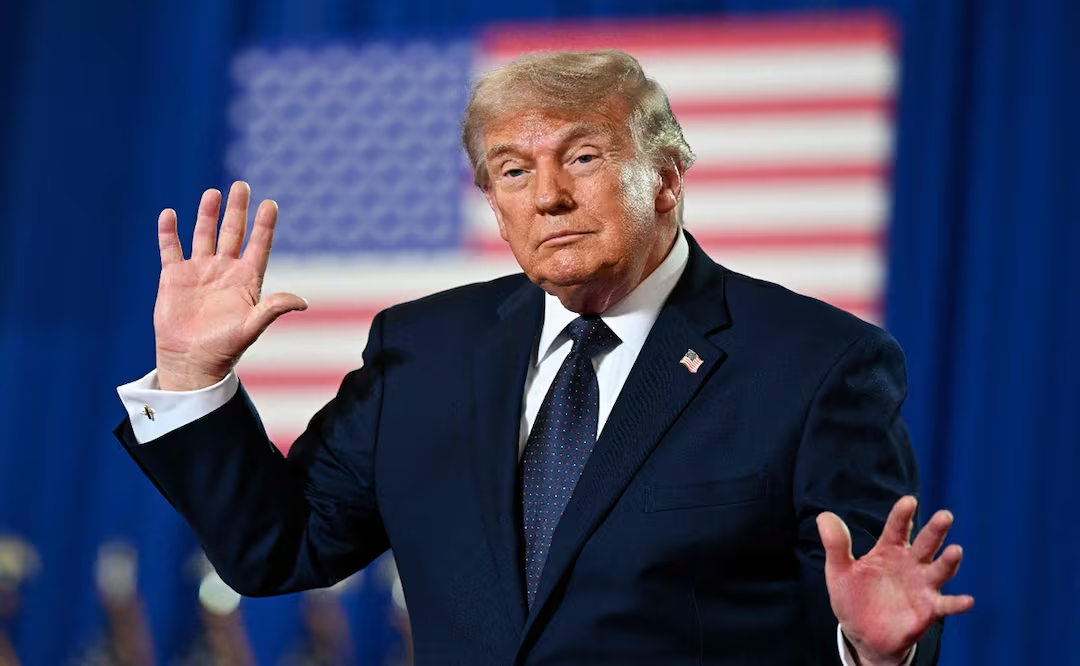 El dilema de Trump sobre Irán; el mandatario está dividido entre cerrar un acuerdo o «volar por los aires» al país persa