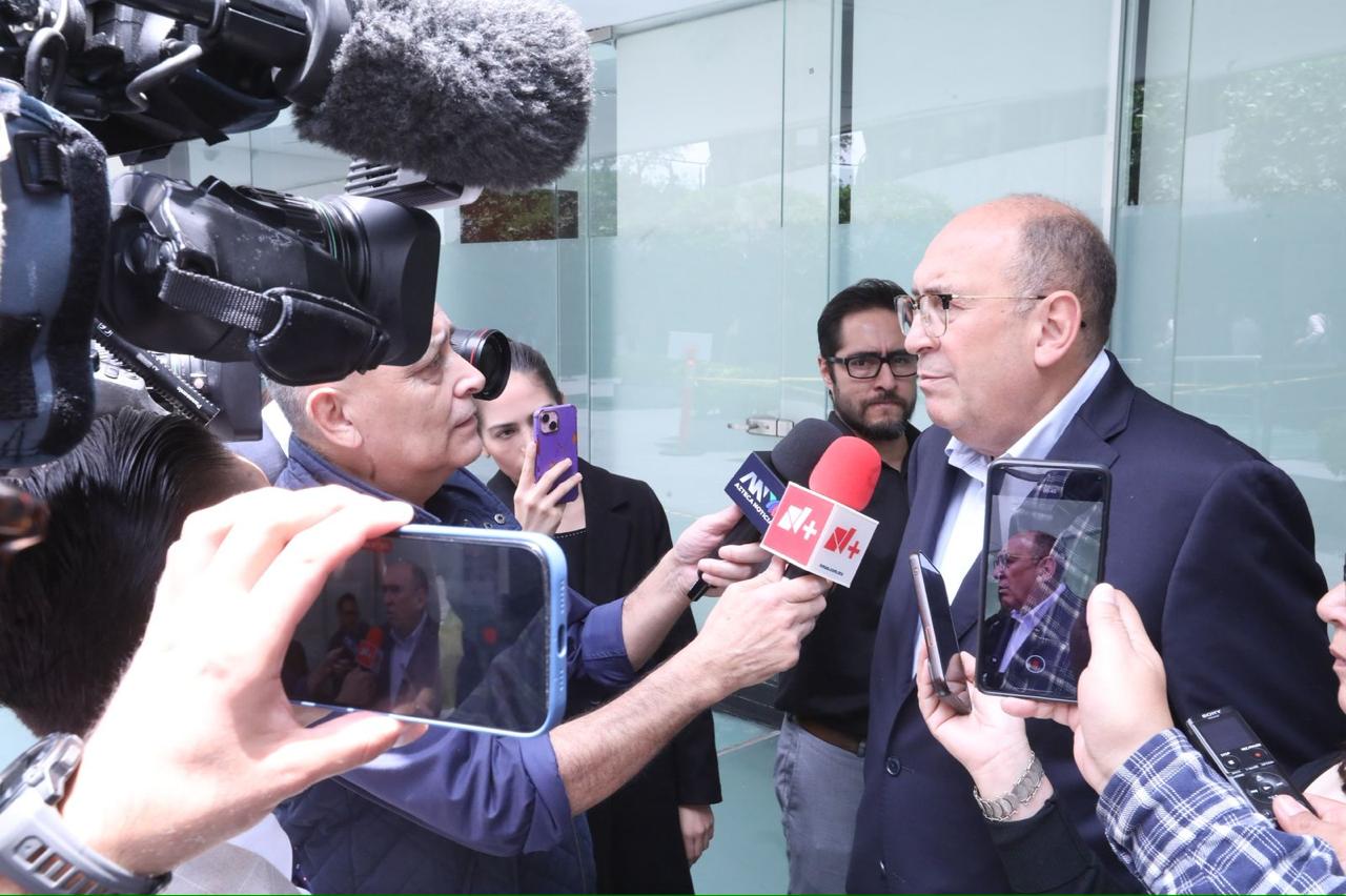 «ANTE EL MUNDIAL, MÉXICO ESTÁ QUEBRADO Y EN INGOBERNABILIDAD «