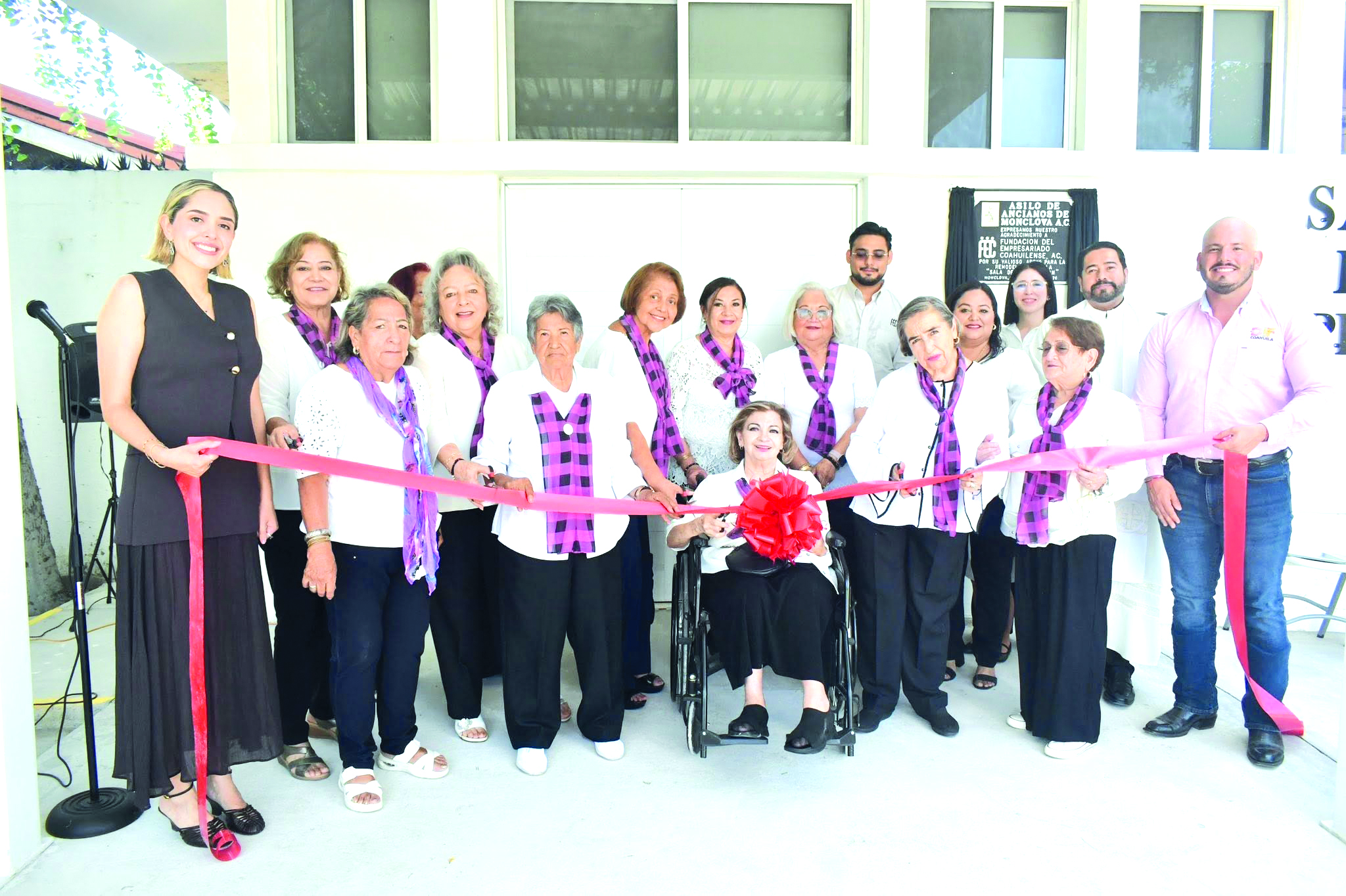 Inauguran en Asilo de Ancianos sala equipada de terapia intensiva