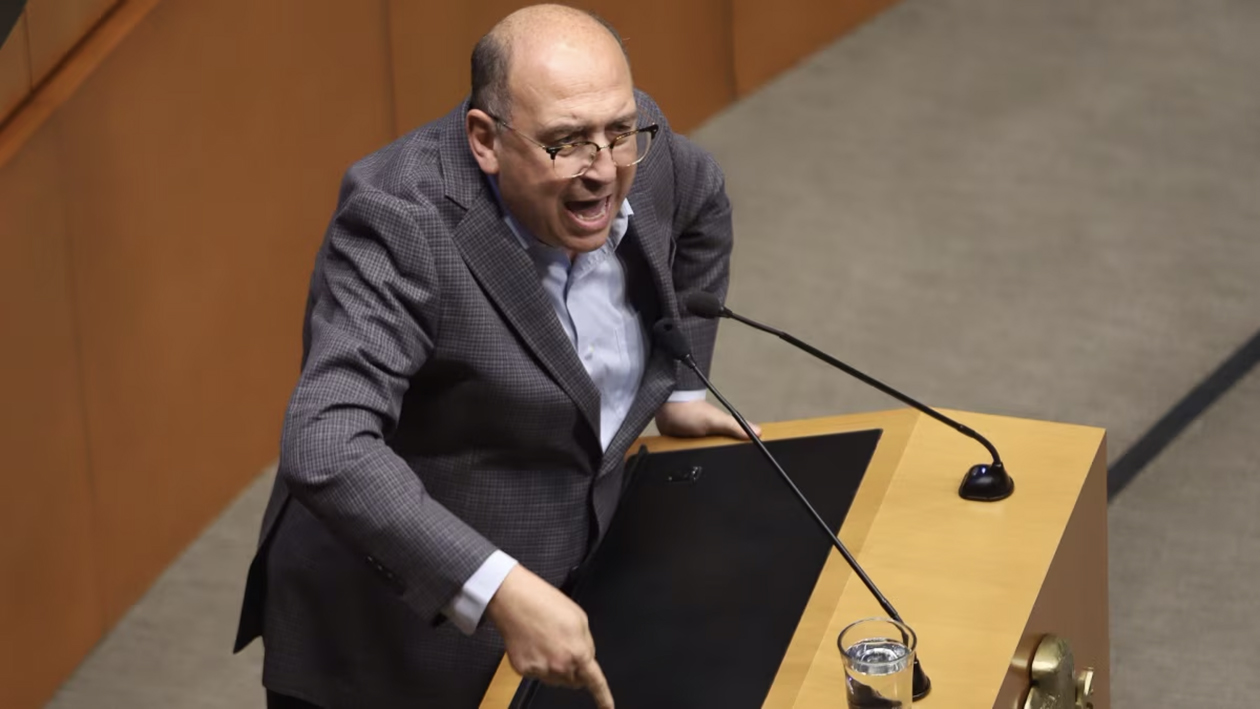‘Es muy metiche’: RMV critica a López Obrador