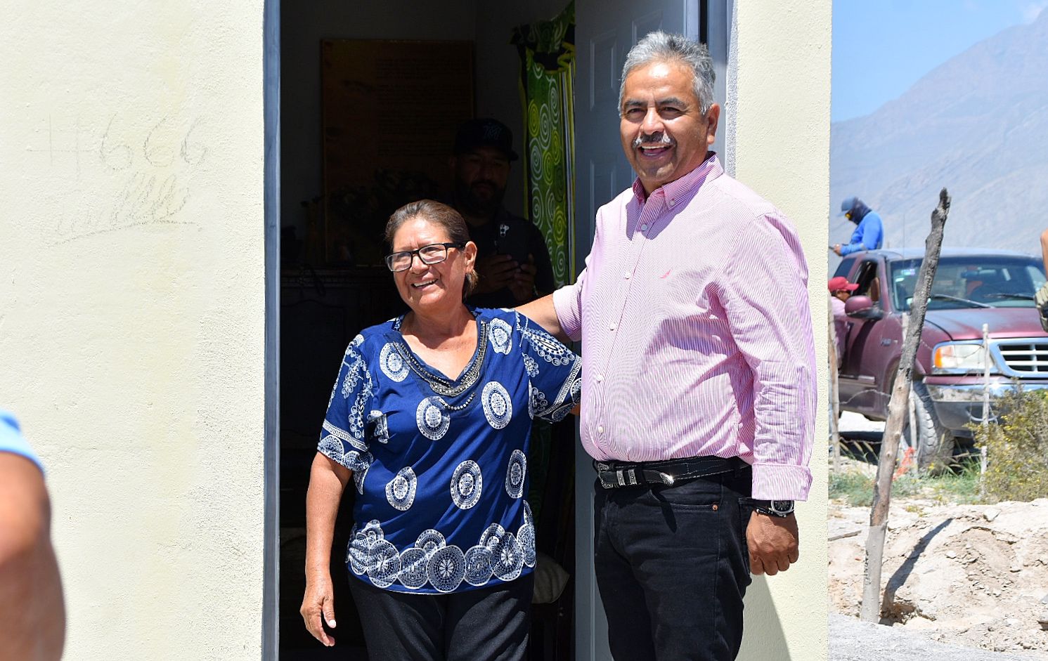 ENTREGA LEIJA HABITACIÓN A FAMILIA DE LA EMILIO BICHARA
