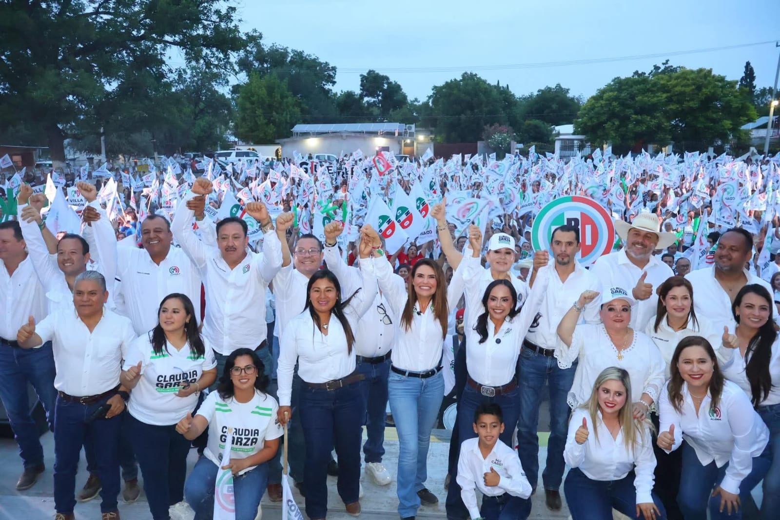 Cierra Claudia campaña con llamado a la unidad en Allende