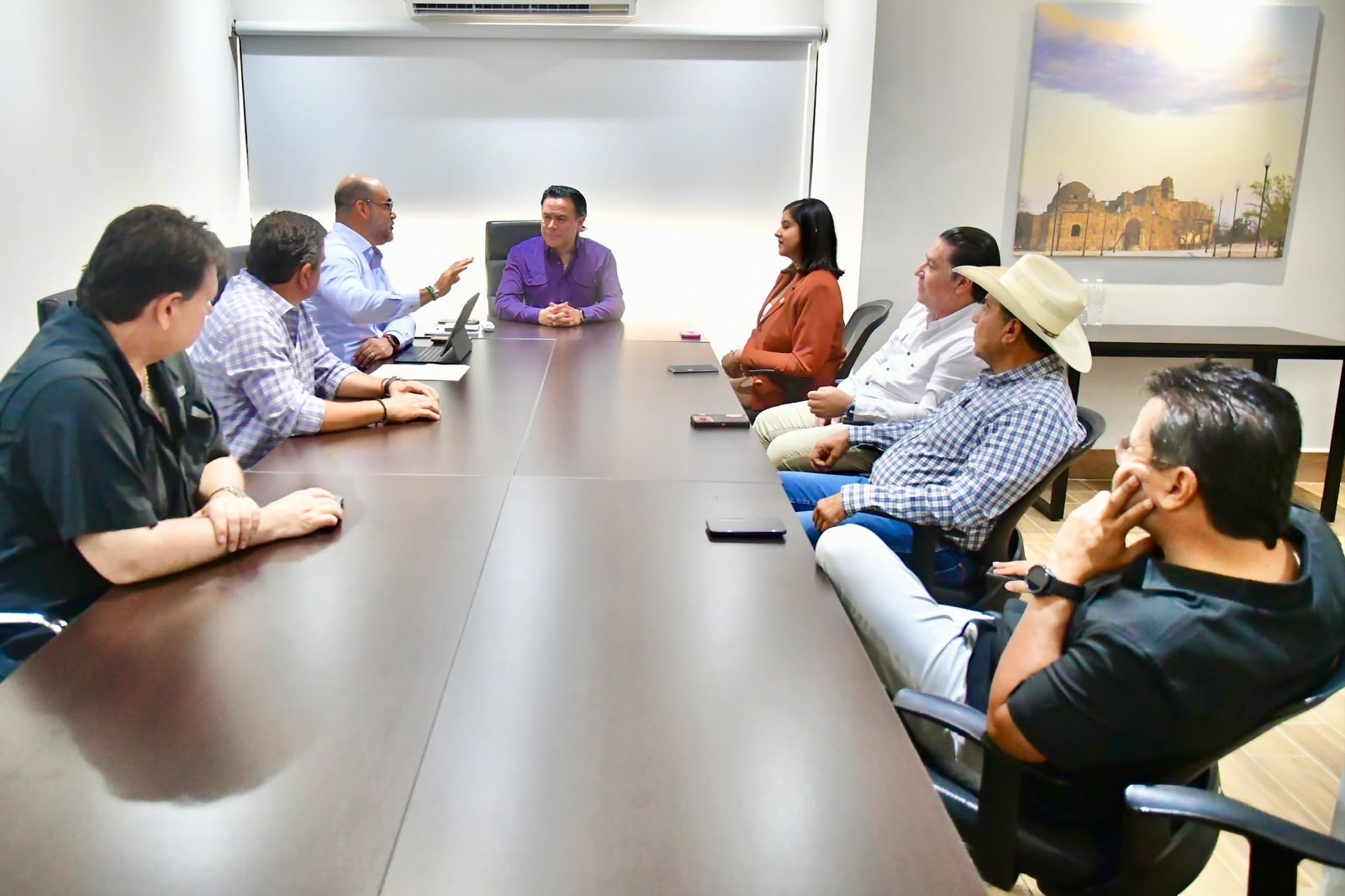 Cierran filas Gobierno e IP por la Región Centro