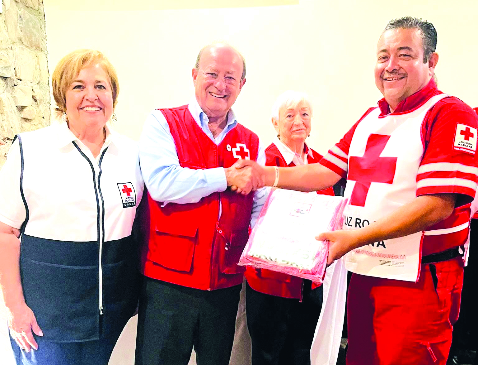 Honran en su día a los héroes de la Cruz Roja