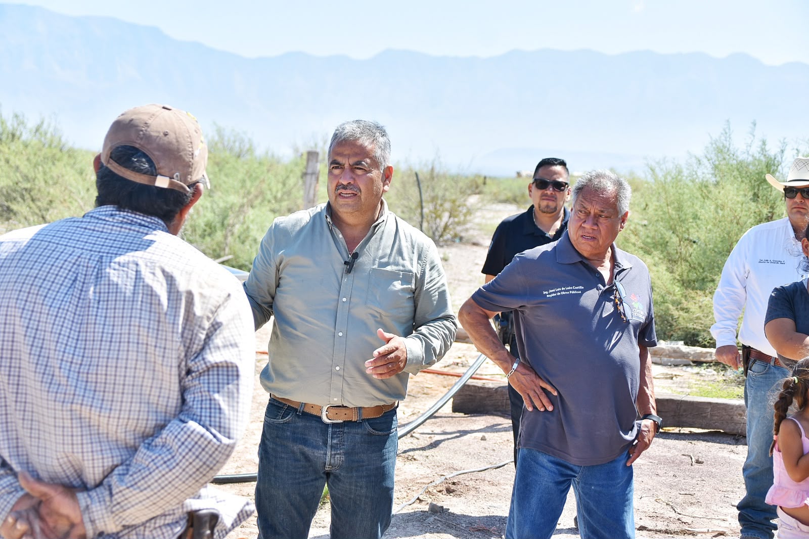 Lleva Víctor Leija solución al abasto de agua en el ejido Gabino Vázquez