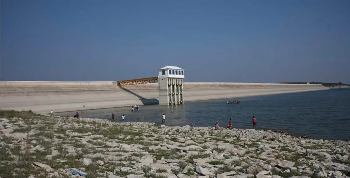 Presa Don Martín a niveles críticos