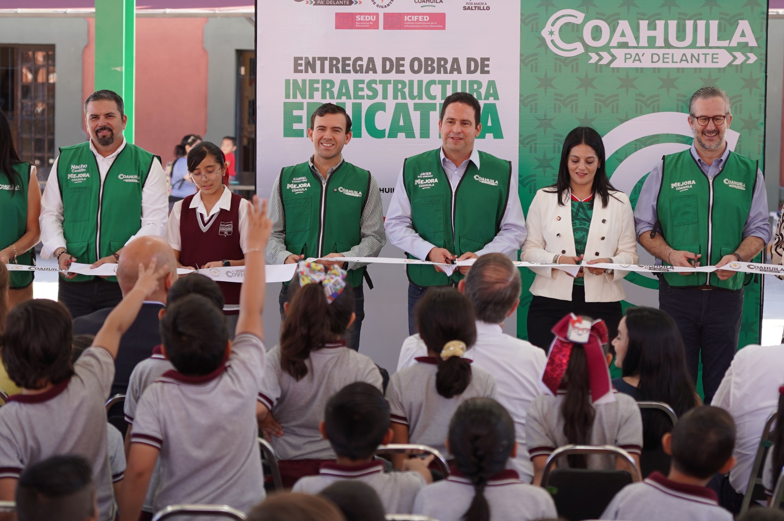 ENTREGA MEJORA NUEVA TECHUMBRE EN ESCUELA