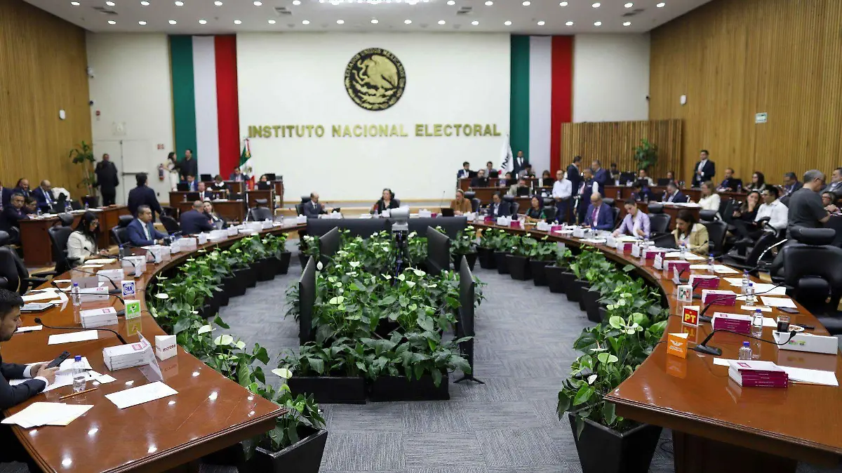 Multan a organizaciones con 4.8 millones por anomalías