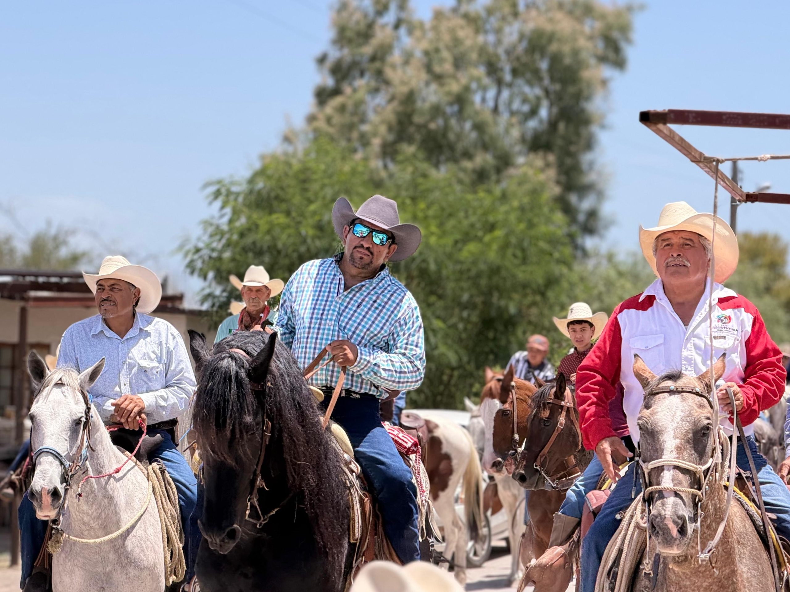 FESTEJAN ANIVERSARIO DEL EJIDO SOMBRERETE