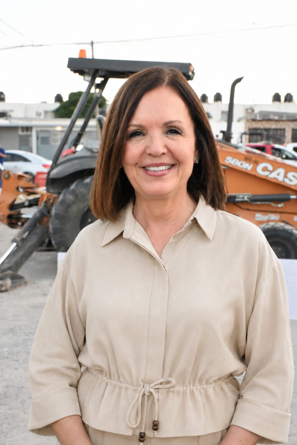 Sari Pérez mantiene apoyo a familias y escuelas afectadas por las lluvias