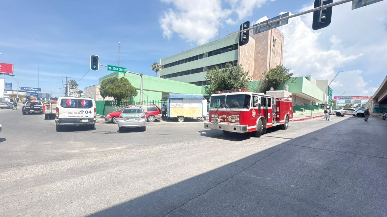 Desata pánico fuego en Clínica 7 del IMSS