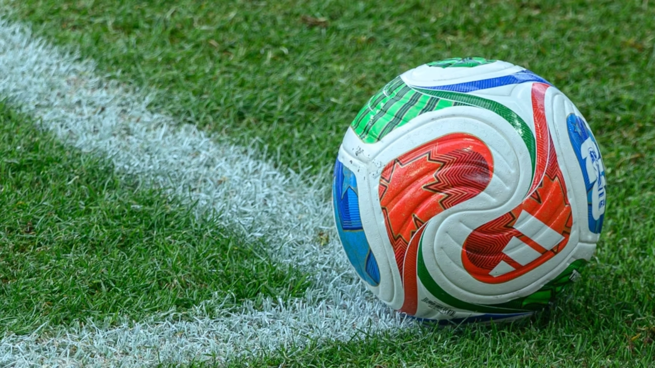 La NASA promete enviar un balón a la Luna si EU gana el Mundial 2026