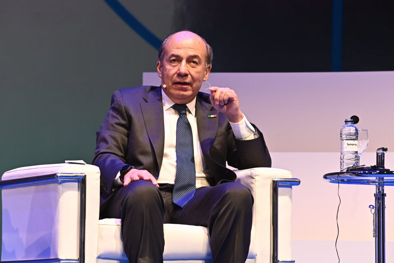 Felipe Calderón alerta de que la polarización «está prevaleciendo» sin instituciones