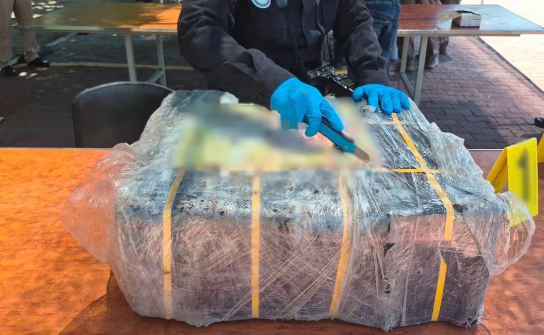 Semar asegura 270 kilos de cocaína en el puerto de Manzanillo; localizan a dos hombres en situación migratoria irregular