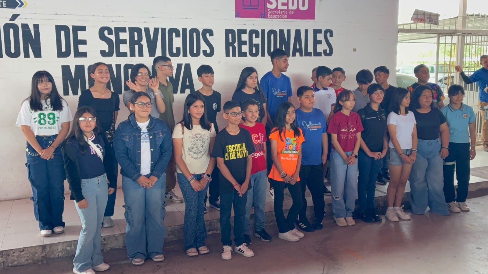 Participan en Olimpiada del Conocimiento 26 alumnos