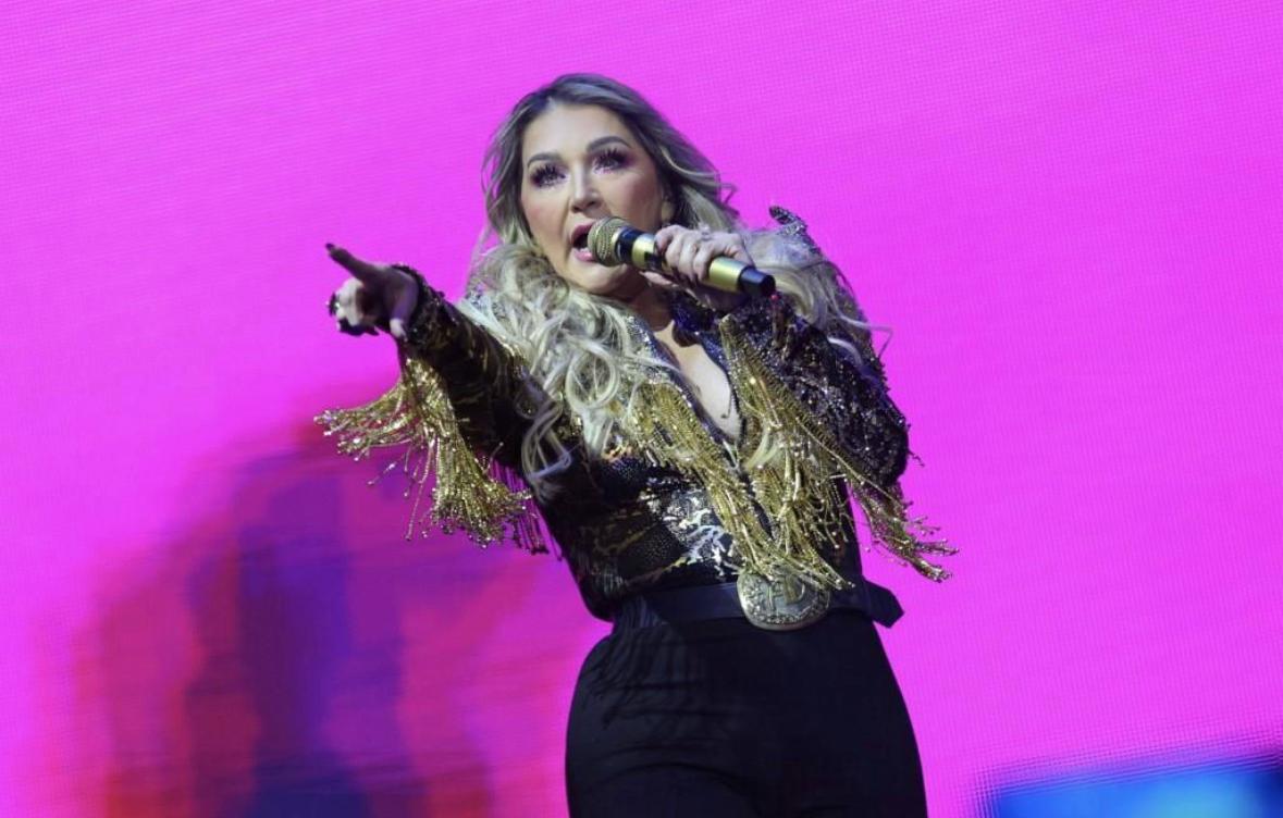Tramita Alicia Villarreal amparo por embargo