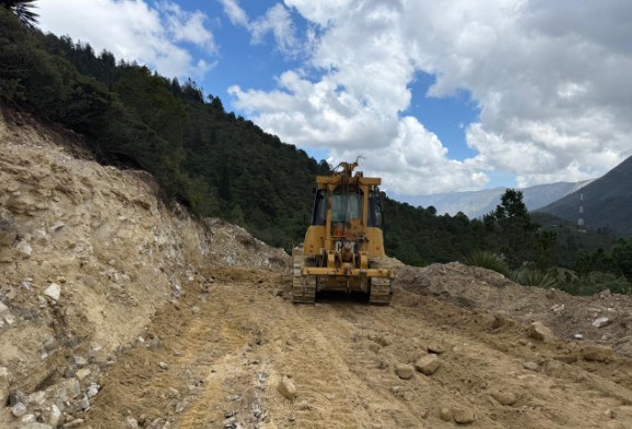 Frenan campestre ilegal en Arteaga