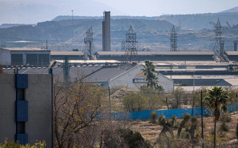 Aprueba Juzgado bases y fecha para subasta de AH