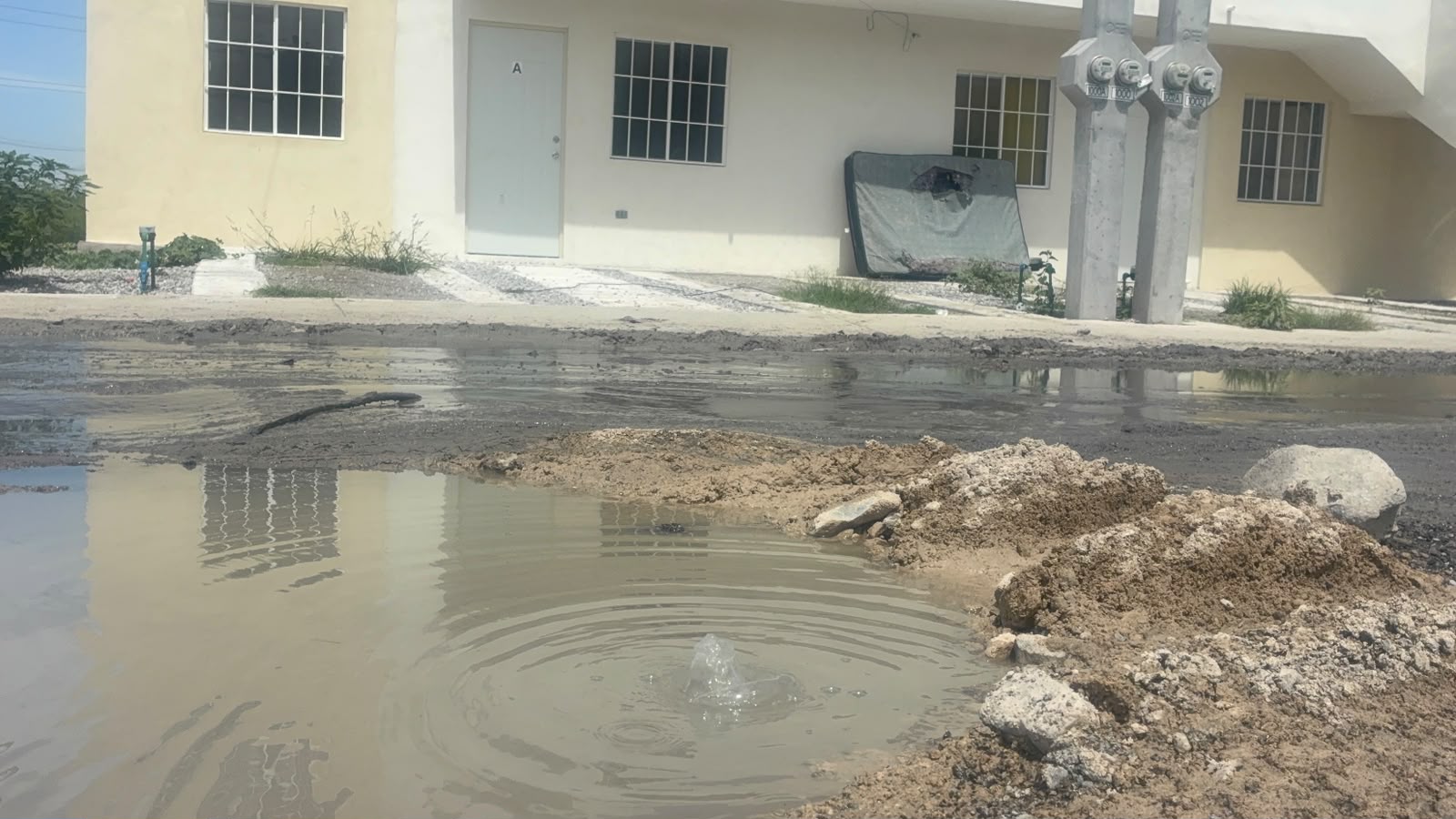 ‘INVADEN’ AGUAS NEGRAS VIVIENDAS DEL BIENESTAR