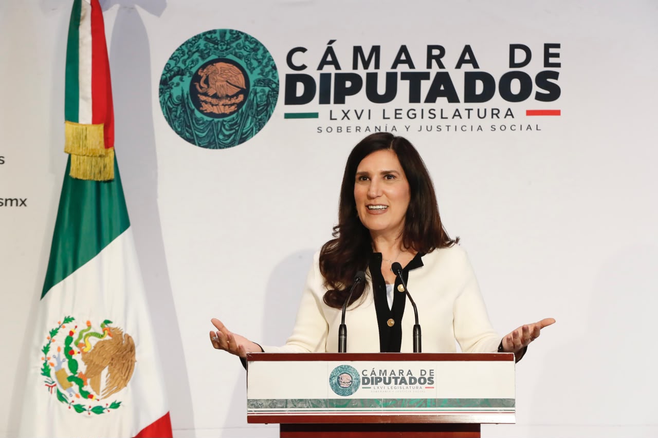 Consulta sobre lineamientos para la protección de las audiencias, gran oportunidad para definir si aplican también a las mañaneras: Kenia López Rabadán