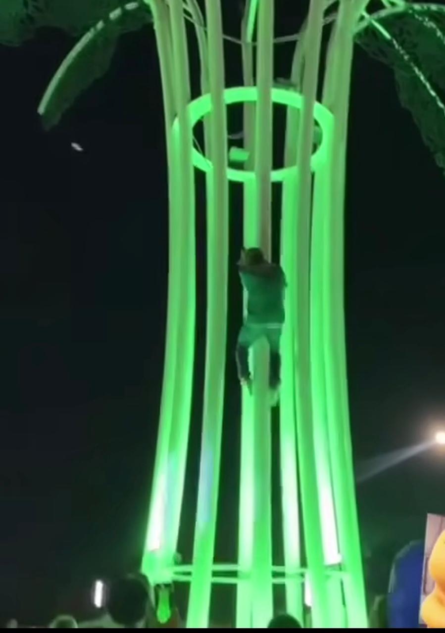 Trepa hombre al “Cilantro de SB”