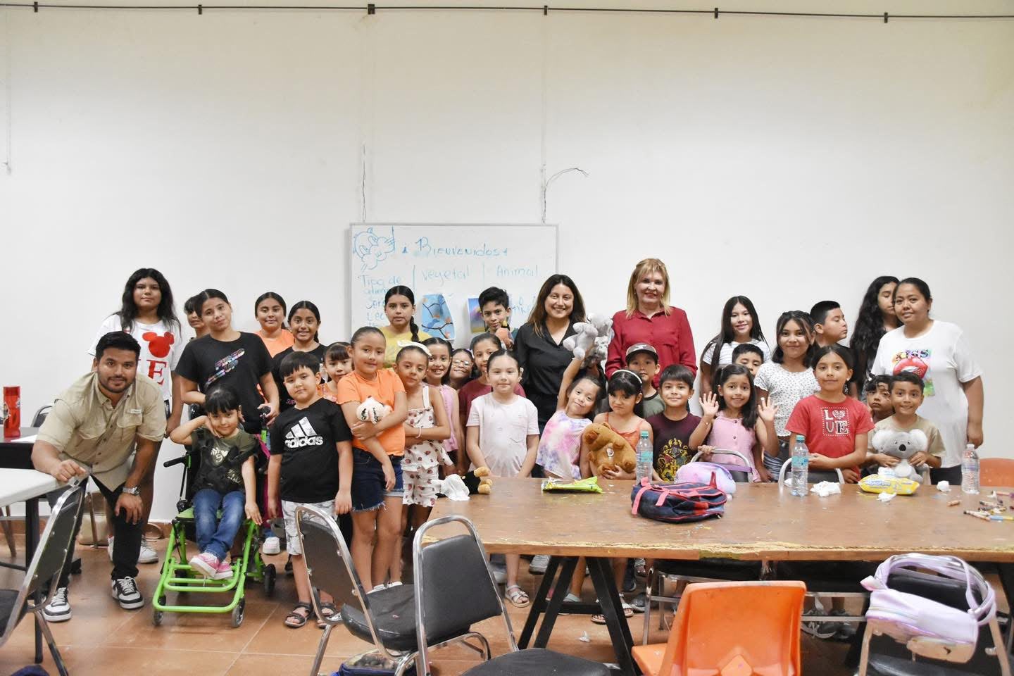 Invita Víctor Leija al Curso de Verano para niñas y niños