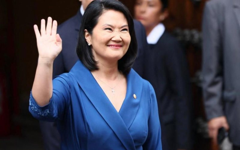 Asume Keiko Fujimori la Presidencia de Perú