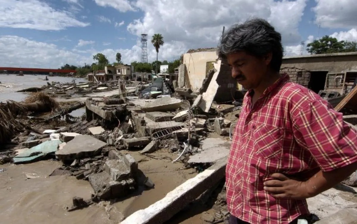 16 años del huracán Alex, la herida aún está abierta