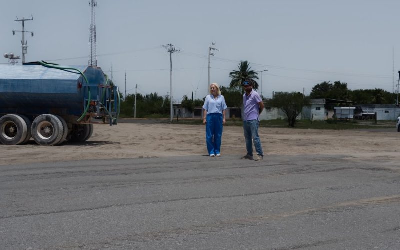 Supervisa Laura unidad deportiva en Barroterán