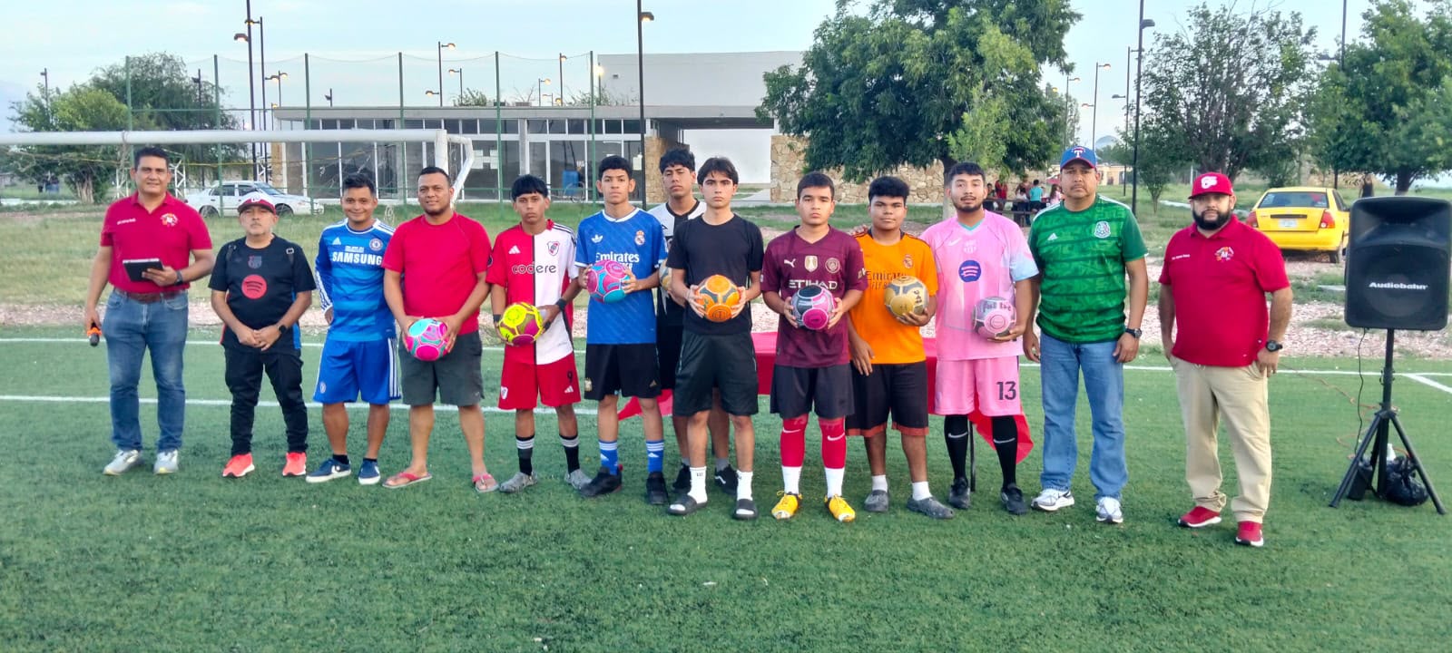 Inauguran liga de fútbol en Palaú
