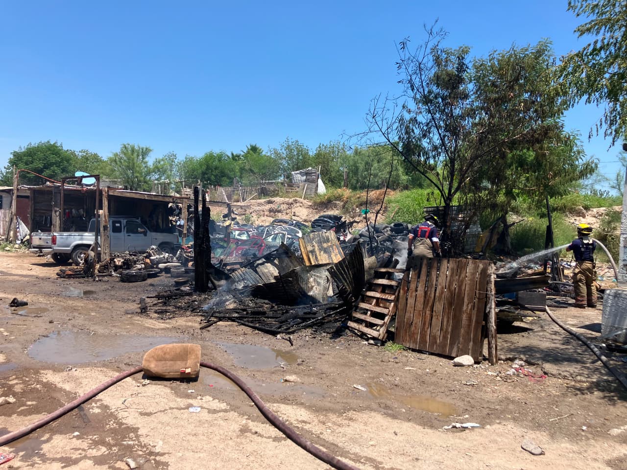 Destruye fuego humilde vivienda