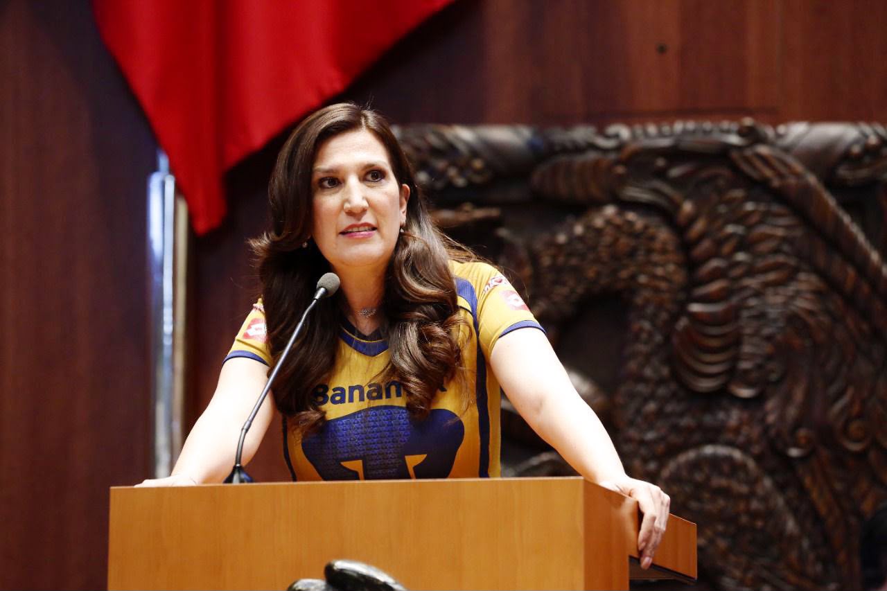 Repetir en modalidad presencial el examen para ingresar a la licenciatura de la UNAM otorga certeza a los aspirantes: Kenia López Rabadán