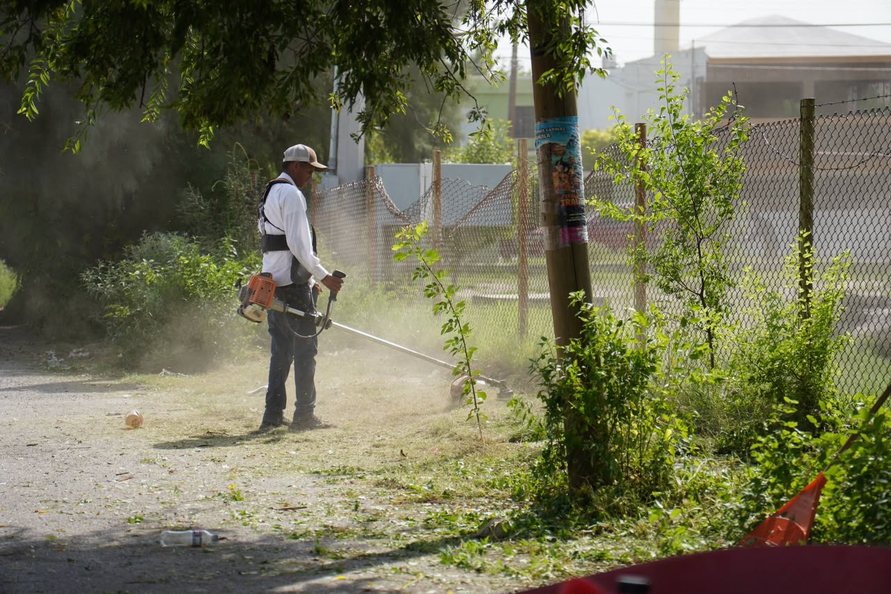 Refuerza Chano bacheo y mantenimiento urbano
