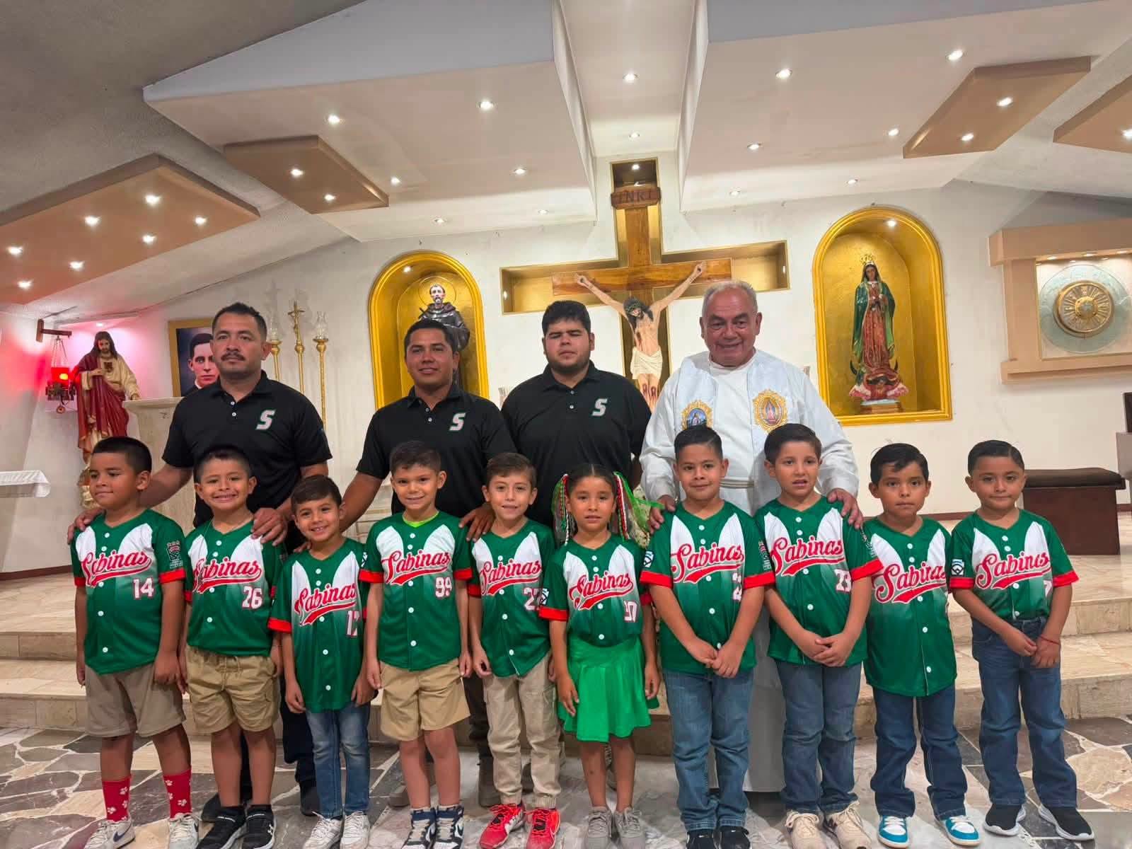 Va Sabinas por el Nacional de Béisbol Williamsport