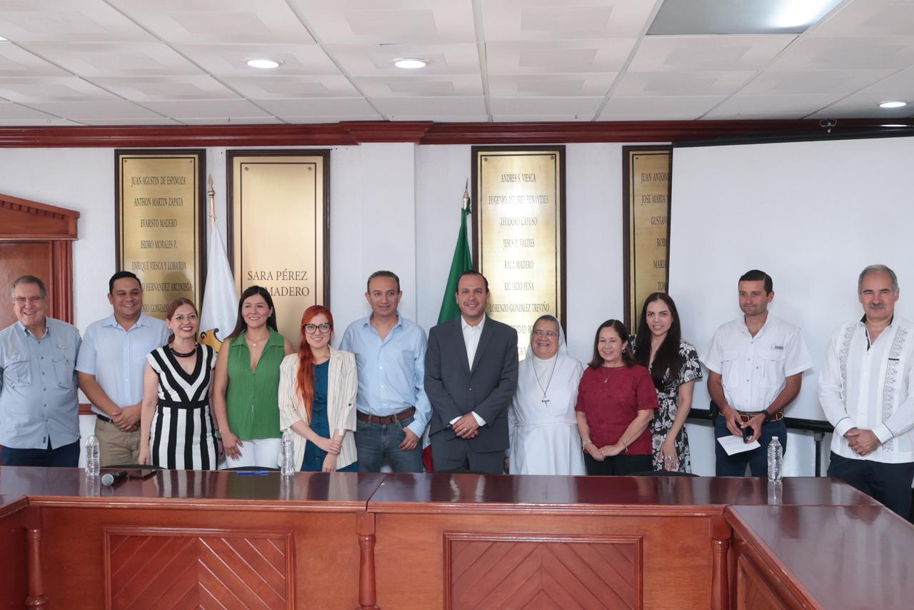 Podrán estudiar carrera de Medicina en Parras