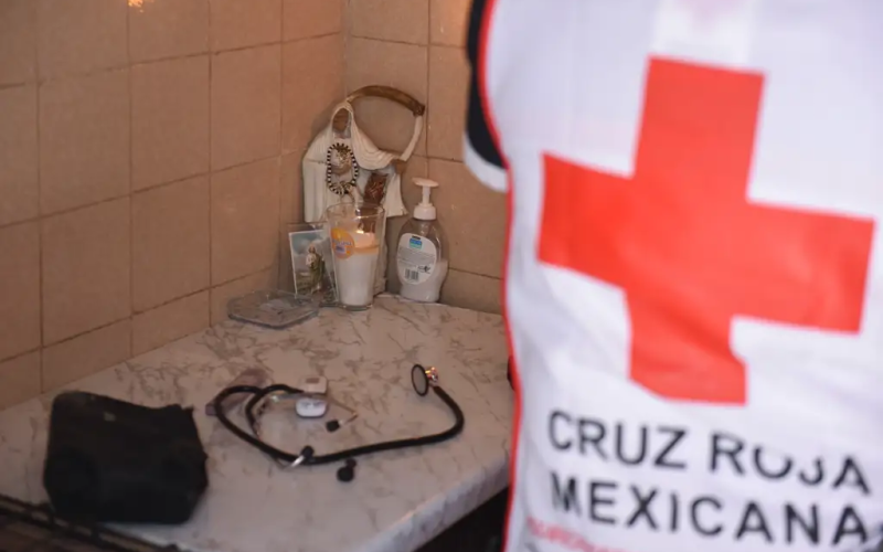 Activan protocolo de feminicidio por deceso de niña de dos años; detienen al padrastro