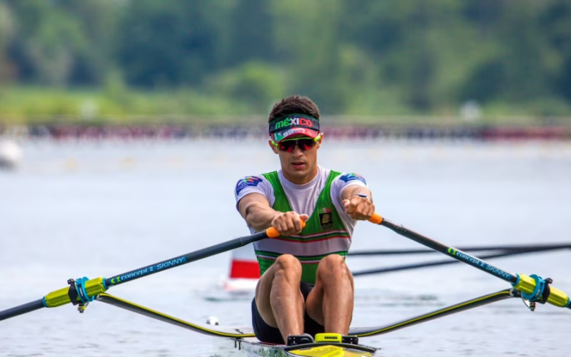 Alexis López remonta en prueba de remo y consigue medalla de oro para México en los Juegos Centroamericanos 2026