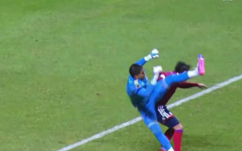 Así fue la terrible falta del portero mexicano que terminó en expulsión ante Costa Rica en el Premundial Sub-20