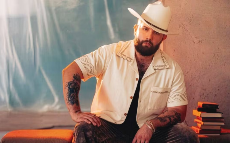 Premios Juventud 2026: Carín León encabeza la lista de nominados; Shakira y Karol G le siguen