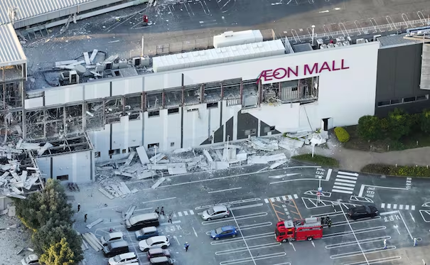 Al menos 1 m*erto y decenas de heridos por terremoto en Japón; reportan varias personas atrapadas por derrumbe de centro comercial