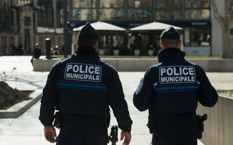 Hallan en Francia cinco cu3rpos de recién nacidos al interior del domicilio de una pareja
