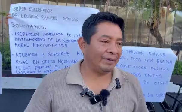 Denuncian presunta novatada en escuela normal de Mactumatzá, Chiapas; alumna fue internada
