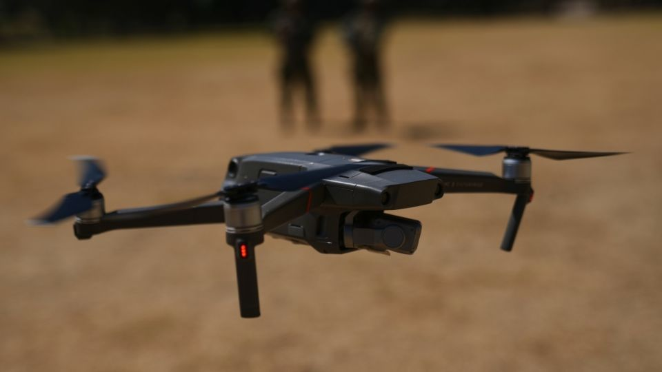 Escuelas de EU desplegarán drones con gas pimienta para frenar los tiroteos escolares