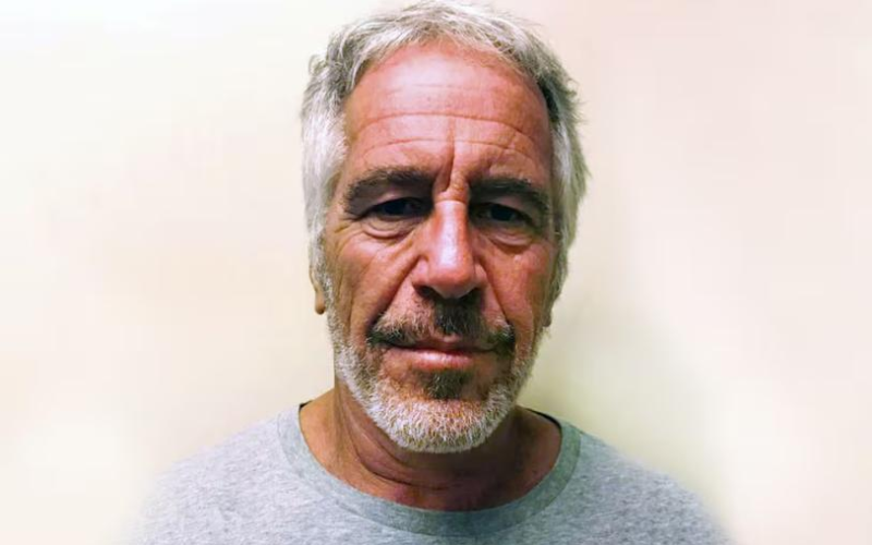 Revelan 70 denuncias de abuso s*xual; archivos vinculan a escuela con Epstein