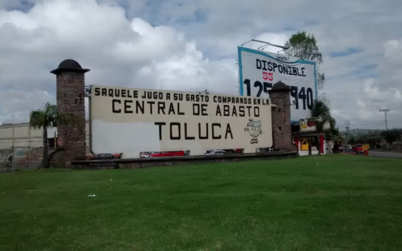 Cristian de 14 años murió en su lugar de trabajo en pollería de Toluca en extrañas circunstancias